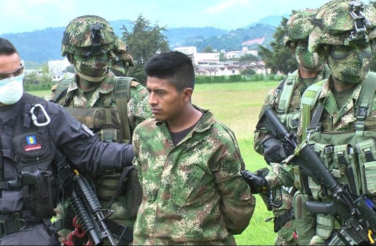 Capturado cabecilla del ELN, 20 insurgentes más se entregaron