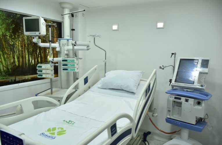 Inauguran 16 unidades de cuidados intensivos en el Susana López