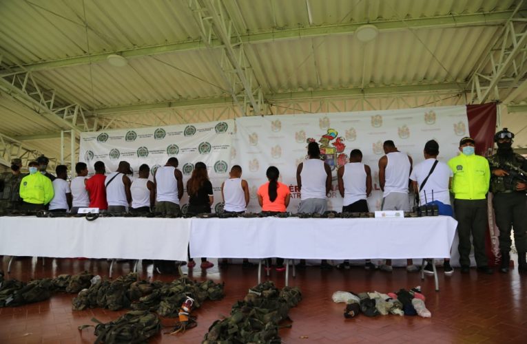 En Guapi integrantes de las disidencias  de las farc desertaron y se entregaron a la justicia.